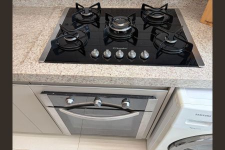 Apartamento à venda com 55m², 2 quartos e 1 vaga Apartamento à venda com 55m², 2 quartos e 1 vagaCozinha
