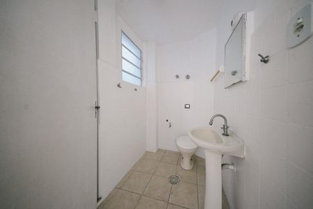 Banheiro de apartamento para alugar com 2 quartos, 61m² em Vila Sao Geraldo, São Paulo