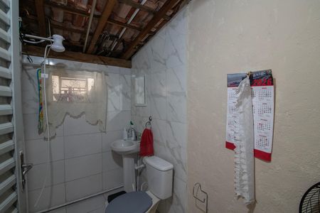 Casa para alugar com 200m², 3 quartos e 2 vagas Casa para alugar com 200m², 3 quartos e 2 vagasBanheiro da área externa