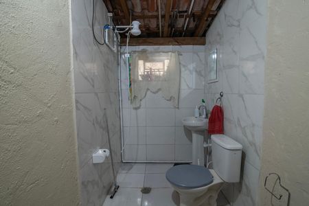 Casa para alugar com 200m², 3 quartos e 2 vagas Casa para alugar com 200m², 3 quartos e 2 vagasBanheiro da área externa