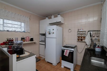 Casa para alugar com 200m², 3 quartos e 2 vagas Casa para alugar com 200m², 3 quartos e 2 vagasCozinha