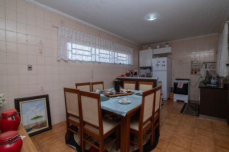 Casa para alugar com 200m², 3 quartos e 2 vagas Casa para alugar com 200m², 3 quartos e 2 vagasCopa