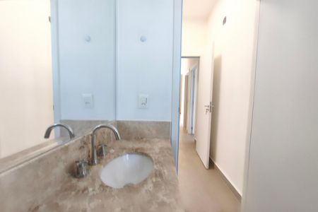 Banheiro Suíte de apartamento para alugar com 3 quartos, 76m² em Swiss Park, Campinas