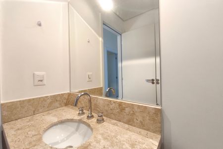 Apartamento para alugar com 76m², 3 quartos e 2 vagas Apartamento para alugar com 76m², 3 quartos e 2 vagasBanheiro Social