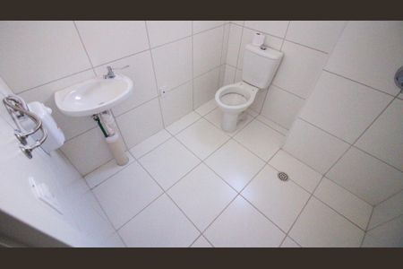 Apartamento para alugar com 34m², 1 quarto e sem vaga Apartamento para alugar com 34m², 1 quarto e sem vagaBanheiro