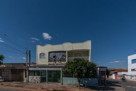 Casa para alugar com 200m², 3 quartos e 2 vagas Casa para alugar com 200m², 3 quartos e 2 vagasFachada