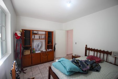 Casa para alugar com 279m², 4 quartos e 2 vagas Casa para alugar com 279m², 4 quartos e 2 vagasQuarto