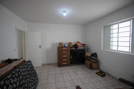 Casa para alugar com 279m², 4 quartos e 2 vagas Casa para alugar com 279m², 4 quartos e 2 vagasQuarto 4
