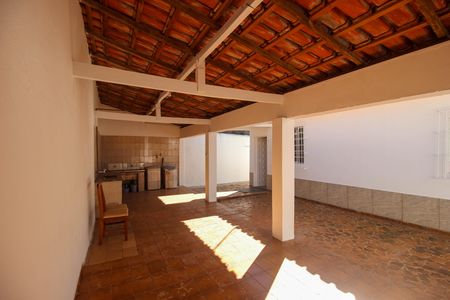 Área externa de casa para alugar com 4 quartos, 279m² em Vila Gali, Votorantim