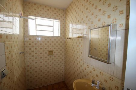 Casa para alugar com 279m², 4 quartos e 2 vagas Casa para alugar com 279m², 4 quartos e 2 vagasBanheiro