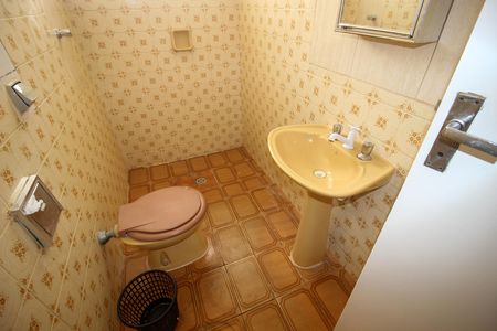 Casa para alugar com 279m², 4 quartos e 2 vagas Casa para alugar com 279m², 4 quartos e 2 vagasBanheiro