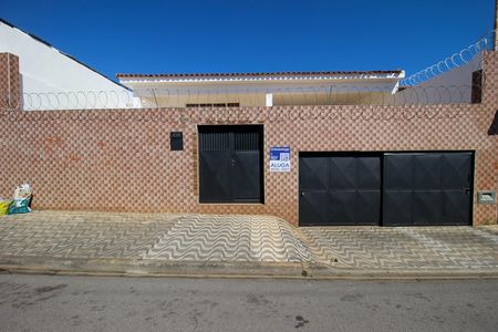 Fachada de casa para alugar com 4 quartos, 279m² em Vila Gali, Votorantim