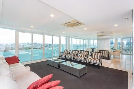 Apartamento para alugar com 47m², 1 quarto e 1 vaga