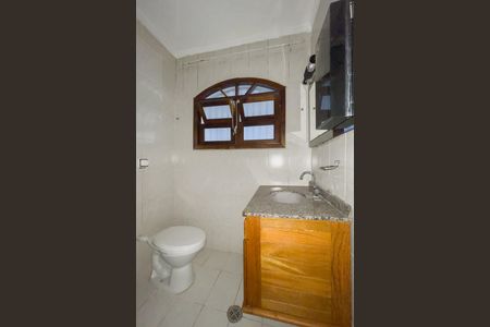 Casa para alugar com 68m², 1 quarto e sem vaga Casa para alugar com 68m², 1 quarto e sem vagaBanheiro