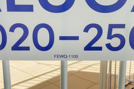 FEWQ-1105 de casa para alugar com 1 quarto, 68m² em Quitaúna, Osasco