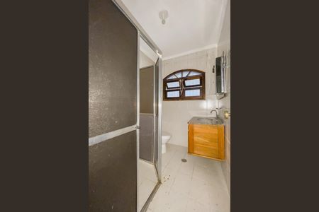 Banheiro de casa para alugar com 1 quarto, 68m² em Quitaúna, Osasco