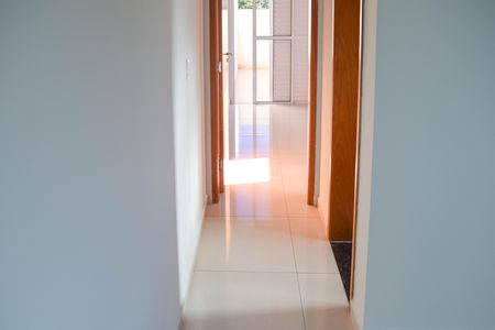 Apartamento para alugar com 33m², 1 quarto e sem vaga Apartamento para alugar com 33m², 1 quarto e sem vagaCorredor