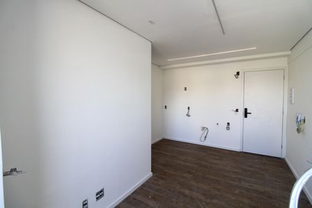 Sala de apartamento para alugar com 1 quarto, 27m² em Vila Sonia, São Paulo