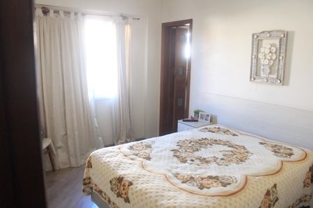 Suite de apartamento para alugar com 2 quartos, 68m² em Santa Maria, São Caetano do Sul