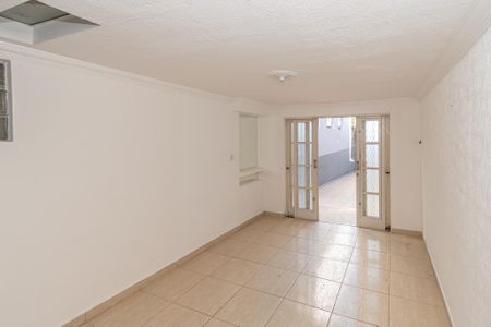 Casa para alugar com 100m², 2 quartos e 1 vaga Casa para alugar com 100m², 2 quartos e 1 vagaSala de Estar