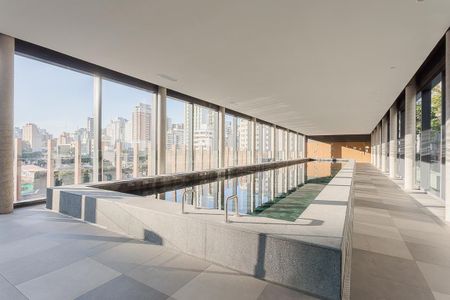 Apartamento à venda com 178m², 3 quartos e 2 vagas Apartamento à venda com 178m², 3 quartos e 2 vagasPiscina Coberta