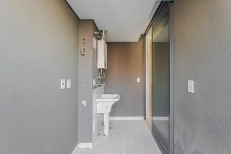 Apartamento à venda com 178m², 3 quartos e 2 vagas Apartamento à venda com 178m², 3 quartos e 2 vagasÁrea de Serviço
