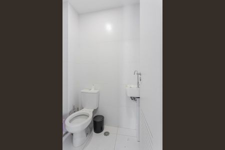 Apartamento à venda com 178m², 3 quartos e 2 vagas Apartamento à venda com 178m², 3 quartos e 2 vagasÁrea de Serviço
