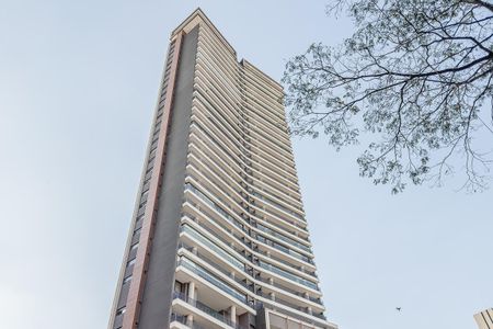 Apartamento à venda com 178m², 3 quartos e 2 vagas Apartamento à venda com 178m², 3 quartos e 2 vagasFachada