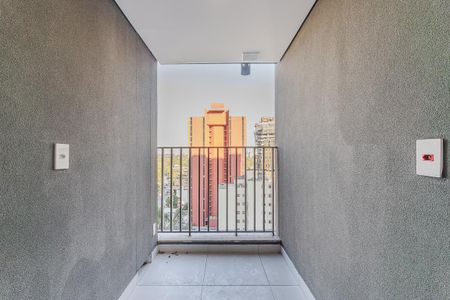 Apartamento à venda com 178m², 3 quartos e 2 vagas Apartamento à venda com 178m², 3 quartos e 2 vagasÁrea de Serviço