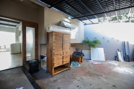 Quintal de casa à venda com 6 quartos, 230m² em Bonfim, Campinas