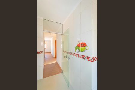Casa para alugar com 150m², 3 quartos e 2 vagas Casa para alugar com 150m², 3 quartos e 2 vagasCozinha