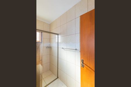Casa para alugar com 150m², 3 quartos e 2 vagas Casa para alugar com 150m², 3 quartos e 2 vagasBanheiro social