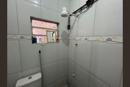 Casa à venda com 80m², 2 quartos e sem vagaBanheiro do Quarto 2 - Suíte