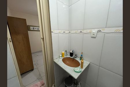 Casa à venda com 80m², 2 quartos e sem vagaBanheiro do Quarto 2 - Suíte
