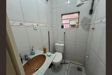 Casa à venda com 80m², 2 quartos e sem vagaBanheiro do Quarto 2 - Suíte