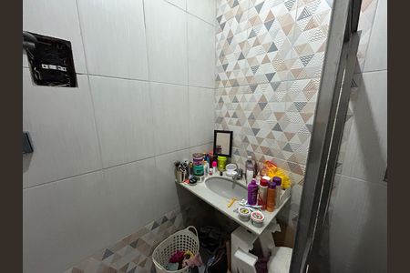 Casa à venda com 80m², 2 quartos e sem vagaBanheiro Social