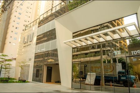 Apartamento à venda com 56m², 2 quartos e 1 vaga Apartamento à venda com 56m², 2 quartos e 1 vagaFachada e portaria