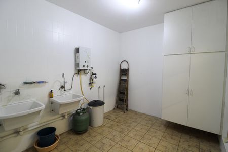 Casa para alugar com 790m², 4 quartos e 2 vagas