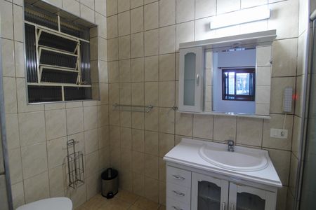 Banheiro do Quarto 3 de casa para alugar com 4 quartos, 790m² em Vila Pirajussara, São Paulo