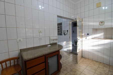 Cozinha de casa para alugar com 4 quartos, 790m² em Vila Pirajussara, São Paulo