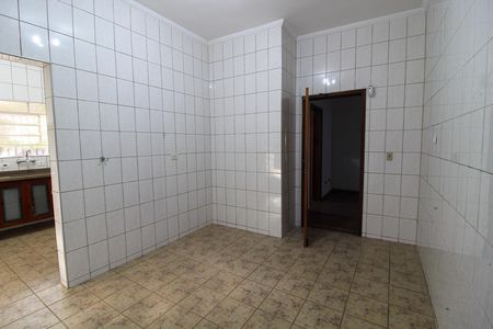 Casa para alugar com 790m², 4 quartos e 2 vagas Casa para alugar com 790m², 4 quartos e 2 vagasCozinha