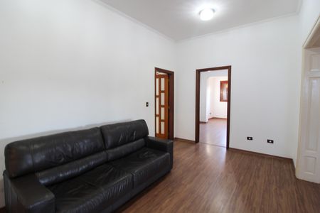 Casa para alugar com 790m², 4 quartos e 2 vagas Casa para alugar com 790m², 4 quartos e 2 vagasSala