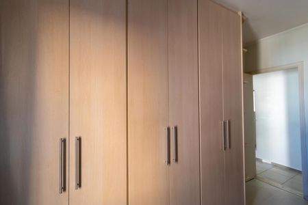Quarto 01 de apartamento para alugar com 2 quartos, 67m² em São Bernardo, Campinas