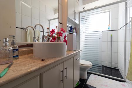 Banheiro de apartamento para alugar com 2 quartos, 67m² em São Bernardo, Campinas