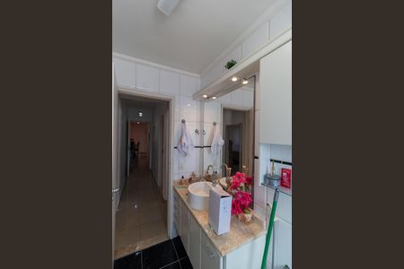 Apartamento para alugar com 67m², 2 quartos e 1 vaga Apartamento para alugar com 67m², 2 quartos e 1 vagaBanheiro