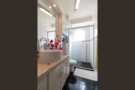 Apartamento para alugar com 67m², 2 quartos e 1 vaga Apartamento para alugar com 67m², 2 quartos e 1 vagaBanheiro