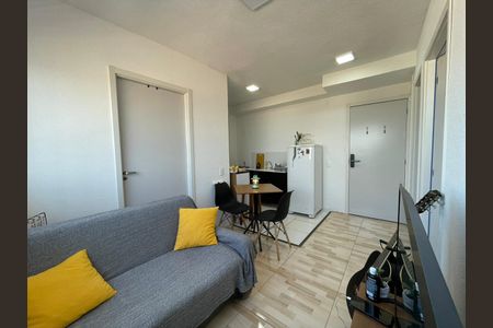 Apartamento para alugar com 2 quartos, 34m² em Veleiros, São Paulo
