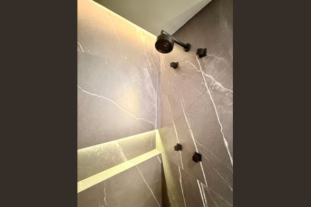 Apartamento à venda com 78m², 2 quartos e 1 vaga Apartamento à venda com 78m², 2 quartos e 1 vagaBanheiro Suíte 2