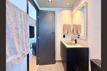 Apartamento à venda com 78m², 2 quartos e 1 vaga Apartamento à venda com 78m², 2 quartos e 1 vagaBanheiro Suíte 1