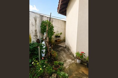 Área externa de casa para alugar com 3 quartos, 150m² em Jardim Yeda, Campinas